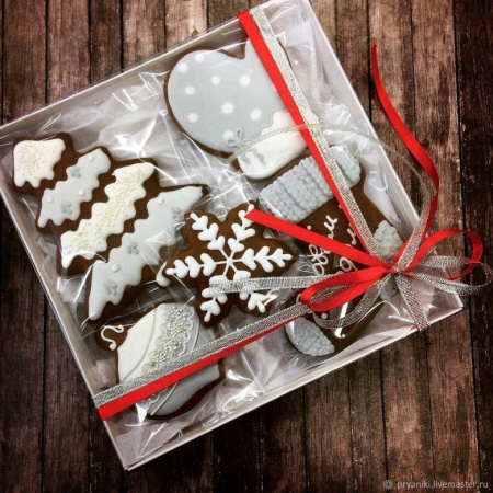 Коробка с прозрачной крышкой 15•15•3 см Белая (мини, крышка+дно) упак. 5-25 шт Коробка с прозрачной крышкой 15•15•3 см Белая (мини, крышка+дно) упак. 5-25 шт