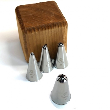 Кондитерская насадка закрытая звезда №31 Tulip™ малый размер (diam.9 mm; 9 лучей)